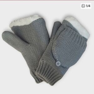 NWT Cozy Gray Fleece Lined Flip Top Mittens